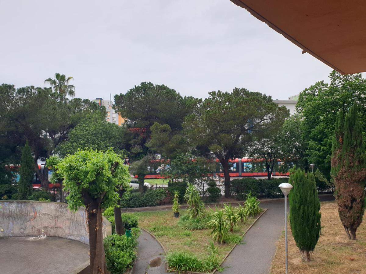 Appartements Renove 2023 Proche Aeroport 5Min, Gare Sncf 2 Min, Tramway Au Pied De L'Immeuble , Parking Possible, Renovated Apartments 2023 Near The Airport 5 Min, Train Station 2 Min, Tram Next To The Building 1 Min, Parking Possible Ница Екстериор снимка