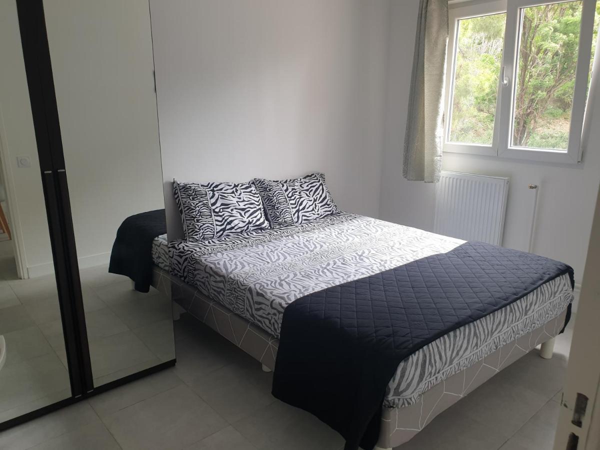 Appartements Renove 2023 Proche Aeroport 5Min, Gare Sncf 2 Min, Tramway Au Pied De L'Immeuble , Parking Possible, Renovated Apartments 2023 Near The Airport 5 Min, Train Station 2 Min, Tram Next To The Building 1 Min, Parking Possible Ница Стая снимка